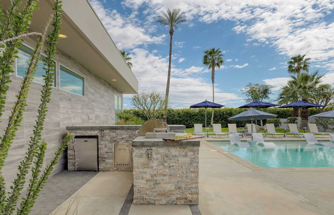 Sleeps 28! 2 Luxe Villas w/ Pool & Putting Green Polo Villas Nova by Avantstay - Foto 66