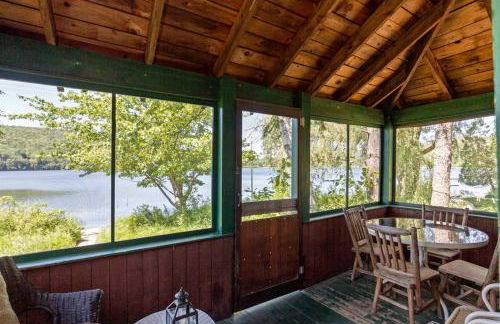 Six Person Cabin Rental on a Lake in the Upper Valley of New Hampshire - Foto 11