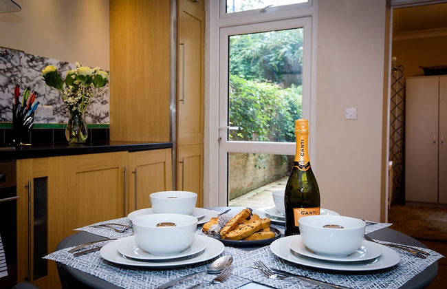 Karah Suites - Parliament Street - Photo 9