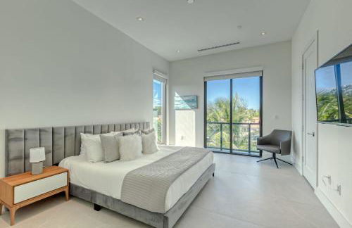 VillaBella Ultra LUXE 100ft Waterfront Villa 5Min2Beach - Foto 36