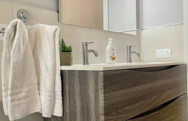 Stefy House - Apartment in Cagliari- super Balcony - Foto 17