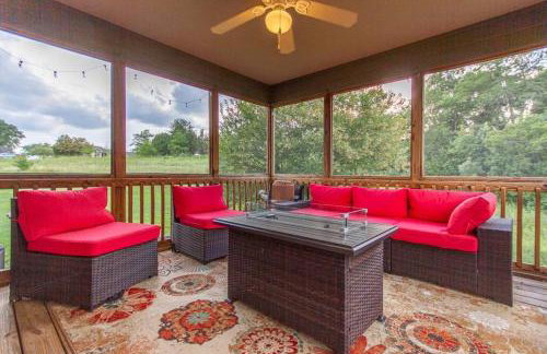 Gorgeous cabin 3bdrm/3bth, hot tub, fireplace, kid/pet friendly - Foto 65