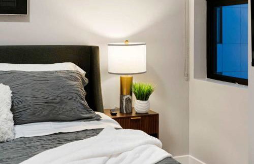 Steps from the Lake Edgewater Modern 2BD 2BA - Photo 25