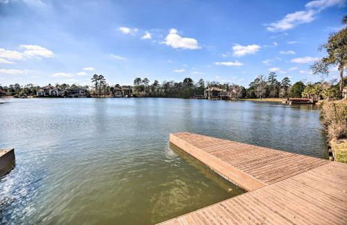 Modern Lake Conroe Escape with Grill and Boat Slip! - Foto 2