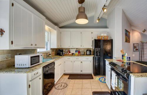 Waterfront Lake Hartwell Vacation Rental with Dock! - Foto 5