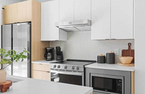 Luxury Penthouse with 2 Floors Pool Patio Gym Walk to Broadway - Foto 20