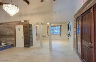 Weddings - Birthdays - Events - Parties we HOST all Country Ridge Cottage - Foto 6