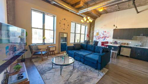 McCormick Place 3BR Luxury Penthouse Duplex with Personal Rooftop and Optional Parking for 8 guests in Chicago South Loop - Foto 2