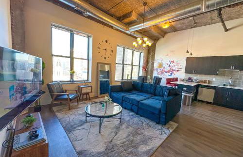 McCormick Place 3BR Luxury Penthouse Duplex with Personal Rooftop and Optional Parking for 8 guests in Chicago South Loop - Foto 2