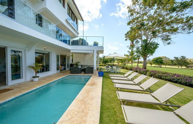 Private Villa with Pool and Golf Cart - Foto 1