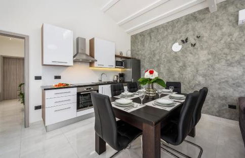 Villa Desapemani with heated pool - Photo 17