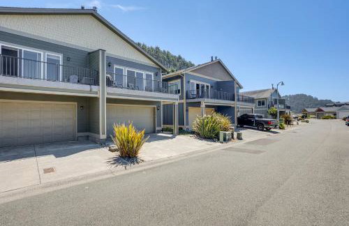 Steps to Shore Home with Hot Tub in Gold Beach - Foto 27