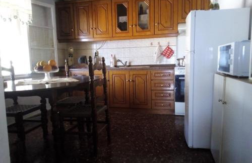 Georgia's - Photo 14