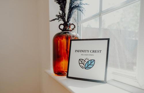 NovaCrest - Stylish 3 Bedroom with Parking - Sleeps 5 - Foto 40