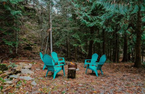 Cozy 2BR Condo Walk to Lake, Saltwater Pool and Golf - Foto 29