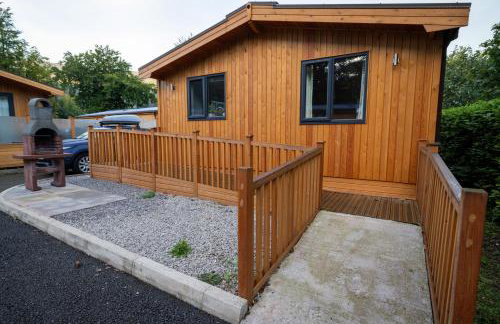 Dovestone Luxury Lodges sleeps 4 - pets welcome - Foto 2