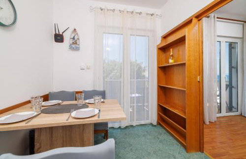 Apartments By the sea in Lopar - Photo 21