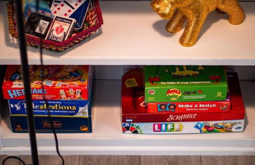 Spacious 4 Bedroom Sleeps 10 with Sauna and Hot Tub - Foto 19