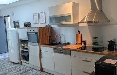 2 Bedroom Guest Apartment with Terrace - Foto 2