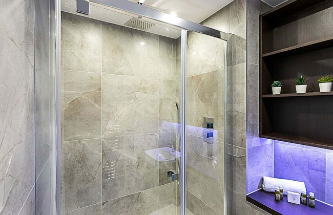 Icon Tower Flat IX - Photo 20