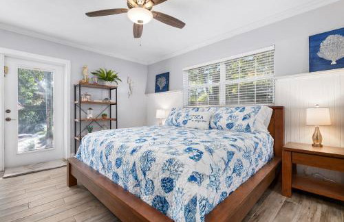 Nautical Escape! Private pool home with a tropical backyard oasis! - Foto 28