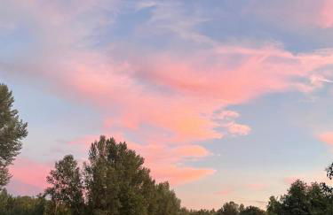 Nature Escape Charming Riverside House - Foto 22