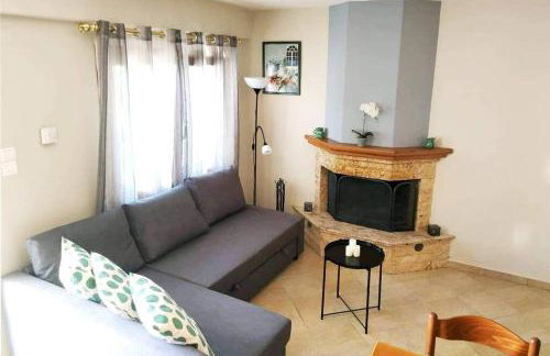 Small House with Garden & View - Foto 10