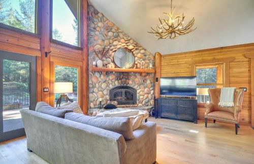 Luxe Cabin in the Woods Walk to Lake! - Foto 7