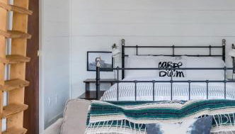 Hip, Cozy Cottage with a Fire Pit in Cleveland Park - Foto 5