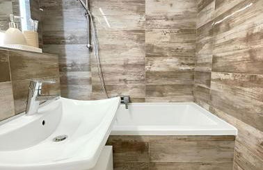 REGENCY Apartments - Zentrale 50m2 Wohnung I Balkon I Wasserblick I WiFi I Netflix - Foto 21