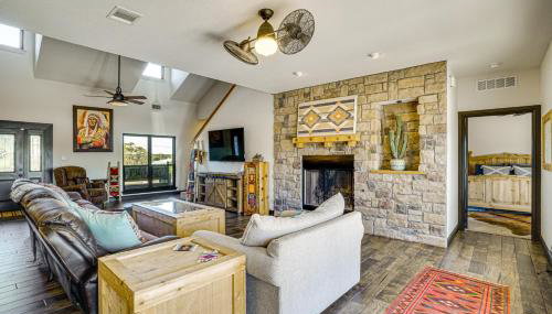 Hot Tub and Fire Pit Possum Kingdom Lake Retreat! - Foto 4