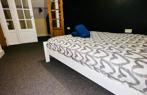 Stunning 5-Bed House in Peterborough host 15 g - Foto 20