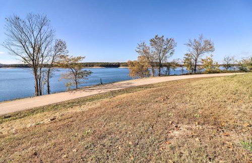 Large Home with Games 4 Mi to Bull Shoals Lake! - Foto 41