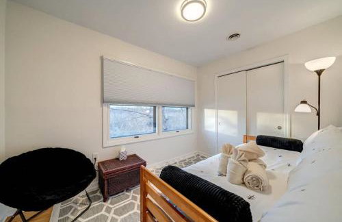 Exclusive Wooded Chalet w Magnificent River Views - Foto 31