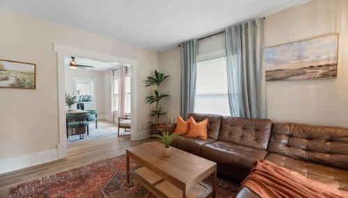 Beautiful 2 Bed 1 Bath home near College Hill - Foto 5