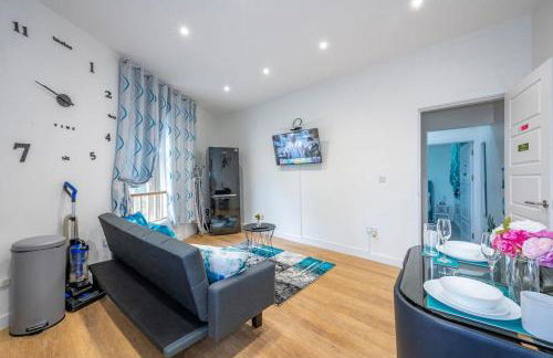 *16*b* setup for your most amazing & relaxed stay + Free Parking + Free Fast WiFi * - Foto 29