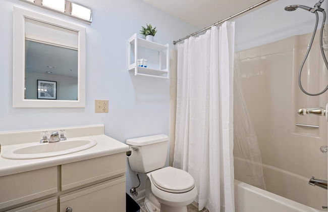 All is Wells Incredible Location! Walk to Beach - Photo 21