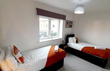 4 BR - 2 Baths - 1 WC - Solihull - NEC - HS2 - Long Stays for Contractors and Relocators - HMHStays - Foto 41