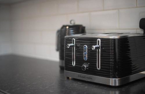 Entire modern 2 Bedroom 2 bathroom Flat in Pinner - Foto 24