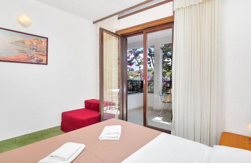 Apartment and Rooms Nikola - Foto 27