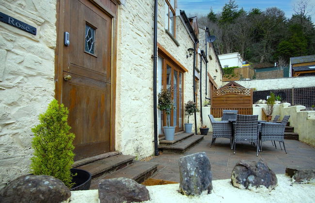 Rose Coach House - 3 Bedroom Cottage - Pendine - Foto 62