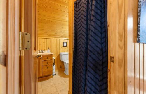 NEW DESIGN Summer on Chain of Lakes Kings Game Rm - Foto 31