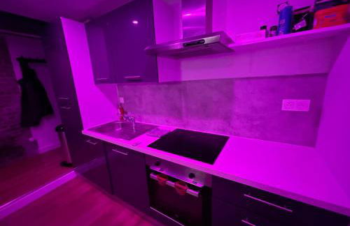 Nuit magique jacuzzi, terrasse & lit motorisé - 008 - Photo 11