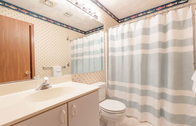 Seven Springs 2BR Loft Premium Condo, sleeps 11! by RedAwning - Foto 10