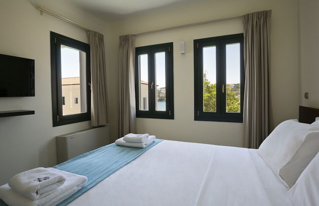 Krinos Suites Hotel - Photo 8