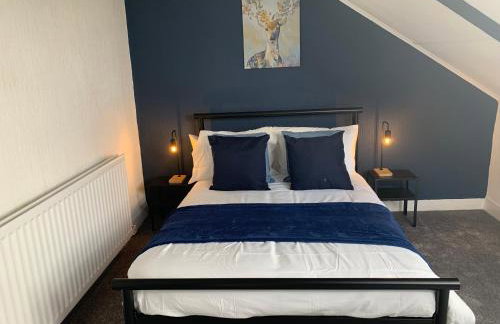 Windsor 4 - Spacious beautiful 4 bdrm maisonette nr Ncle free wifi free parking - Foto 13