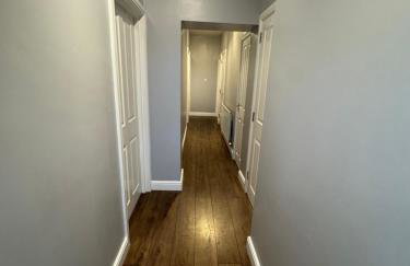 Omega Apartment - 3 Bedrooms - Sleeps 5 - Foto 4