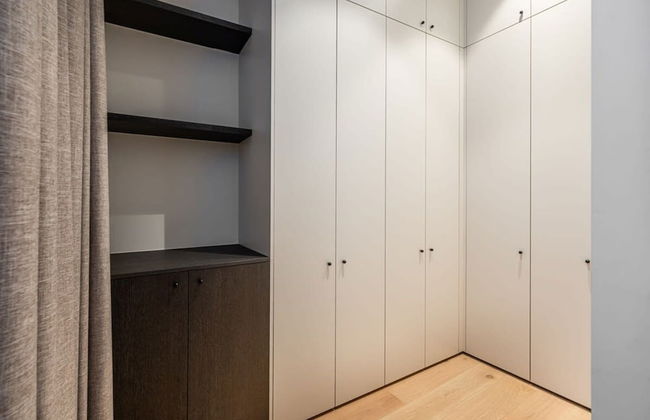 Stylishly Renovated Apartment With City View - Foto 30