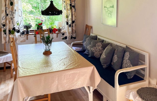 6 Person Holiday Home in Knared - Foto 14