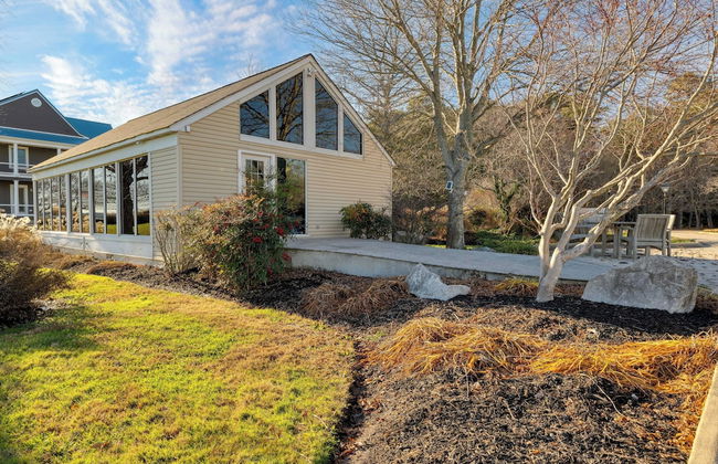 Bay Cottage by Avantstay Waterfront, Pier, Pond - Foto 1